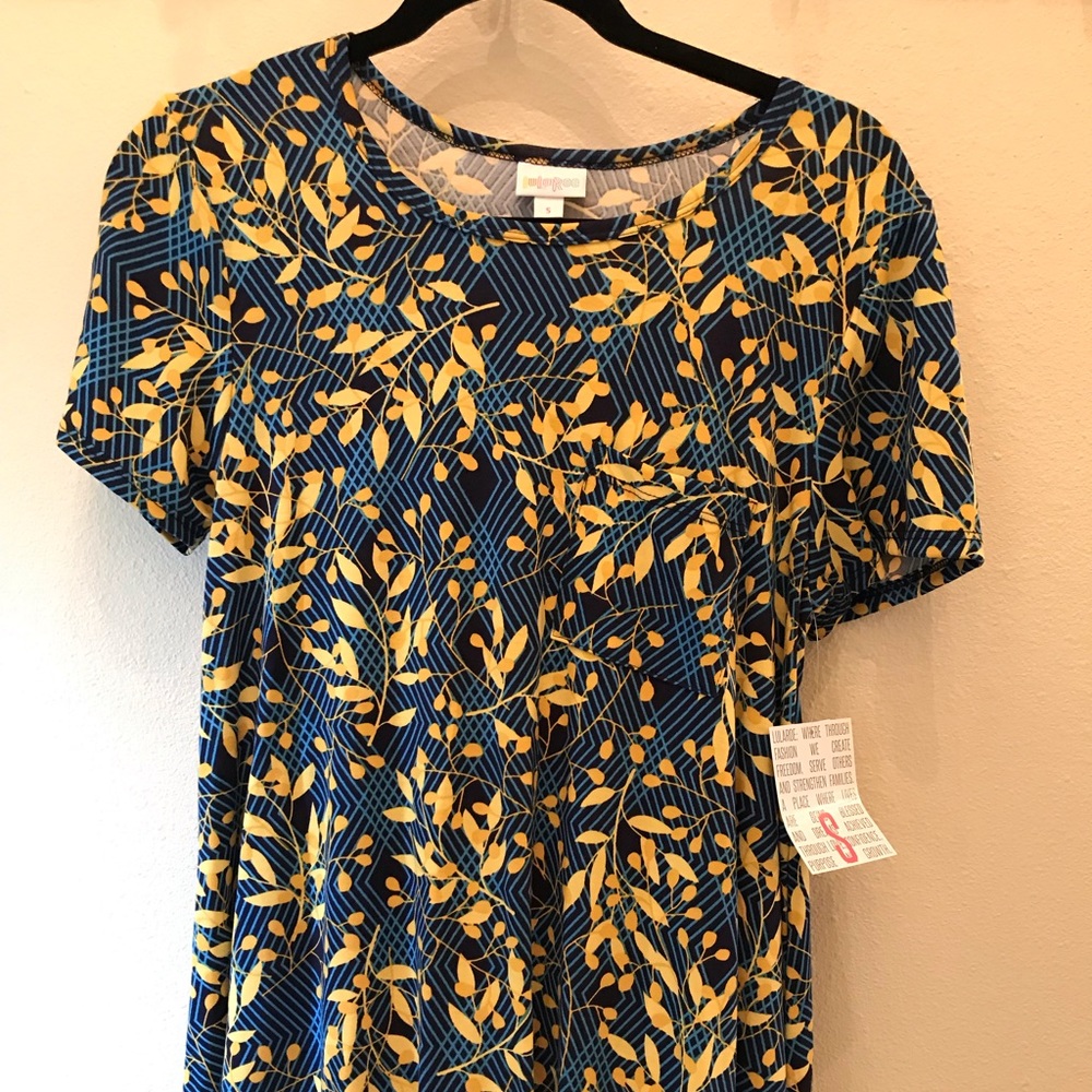 LuLaRoe S Carly dress